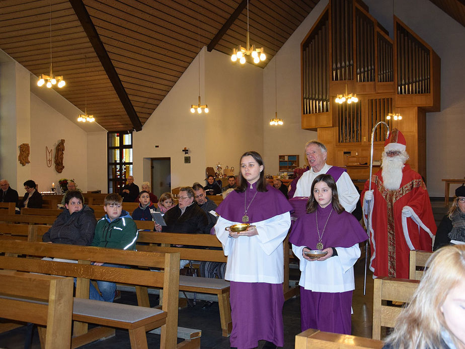 Der heilige Nikolaus in "Heilig Kreuz" Zierenberg